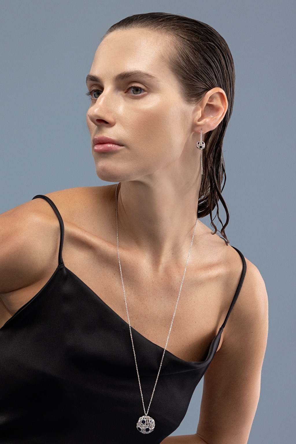 Leda Earring