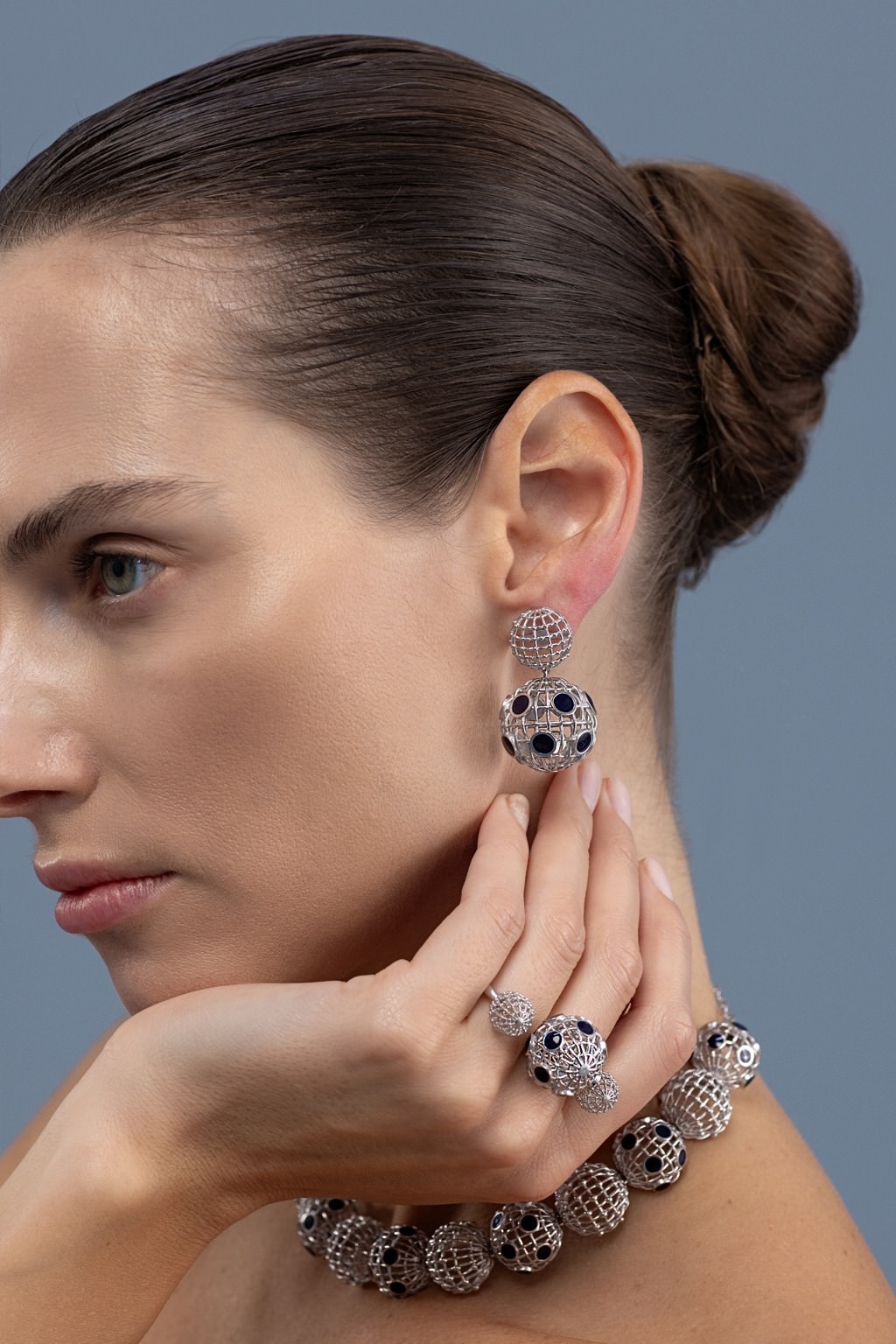 Eara Dangling Sphere Earring