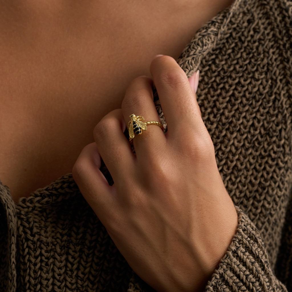 Small Bee Ring - Black