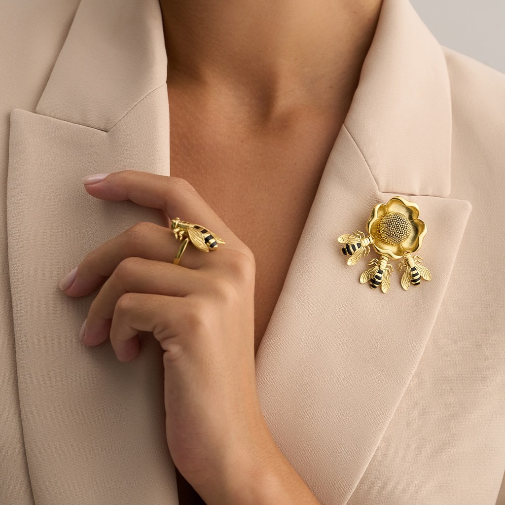 Bee Flies to the Flower - Brooch