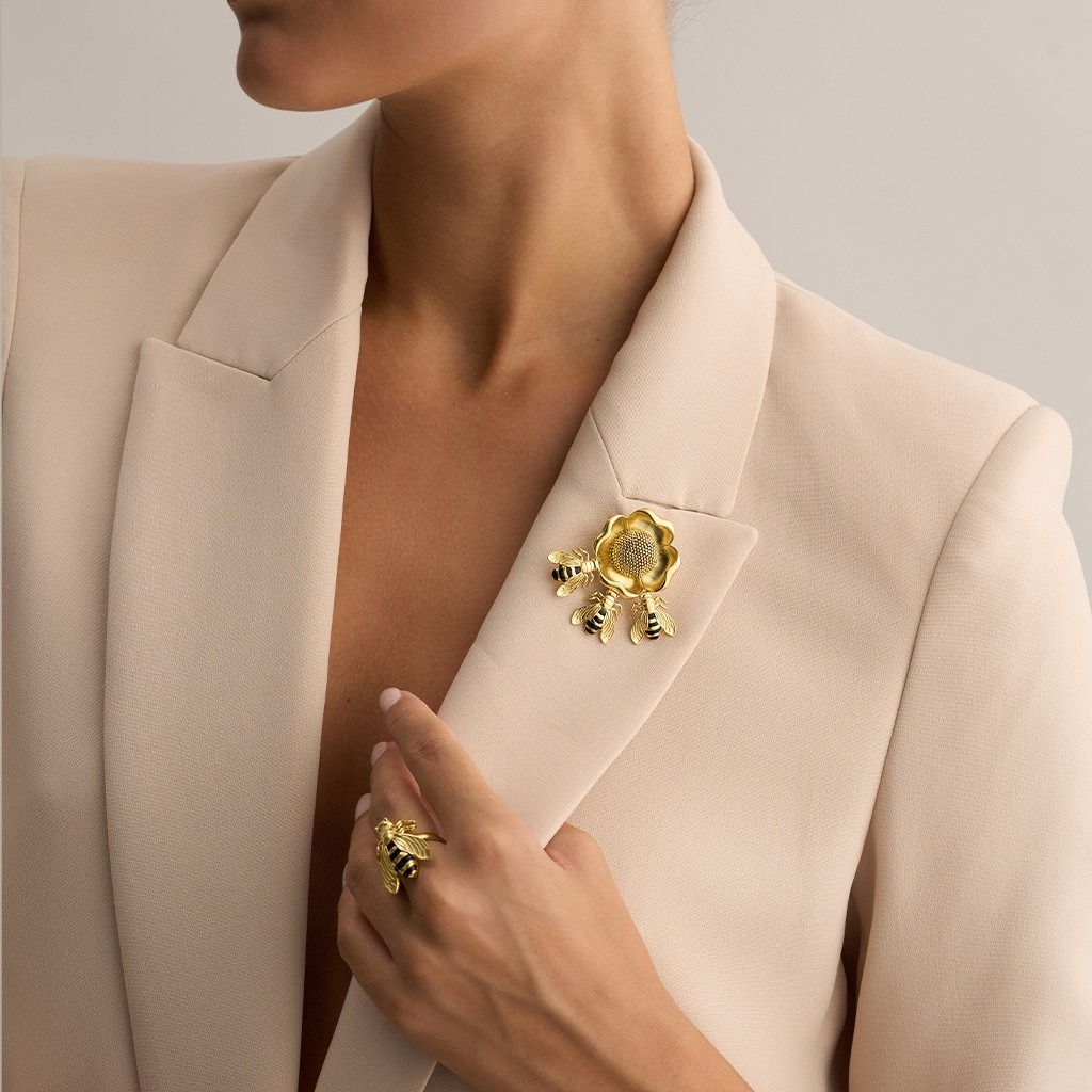 Bee Flies to the Flower - Brooch