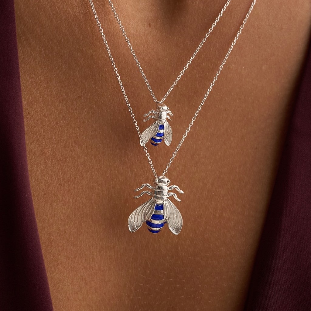 Single Bee Necklace with Navy Enamel - Small( White)