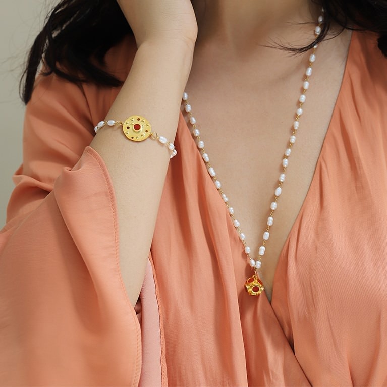 Orbis Pearl Necklace - Cahide (Coral) Small Ball