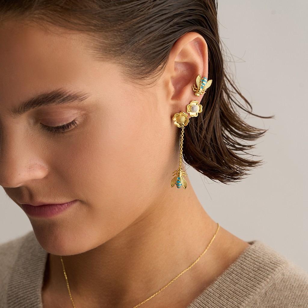 Bee Flies to Flower Dangle Earring - Turquois