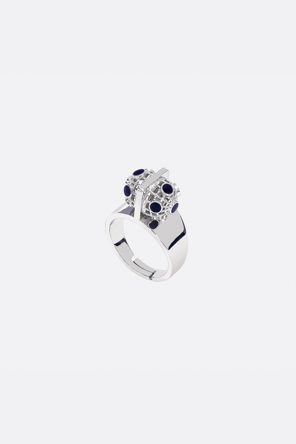 Vesta Ring